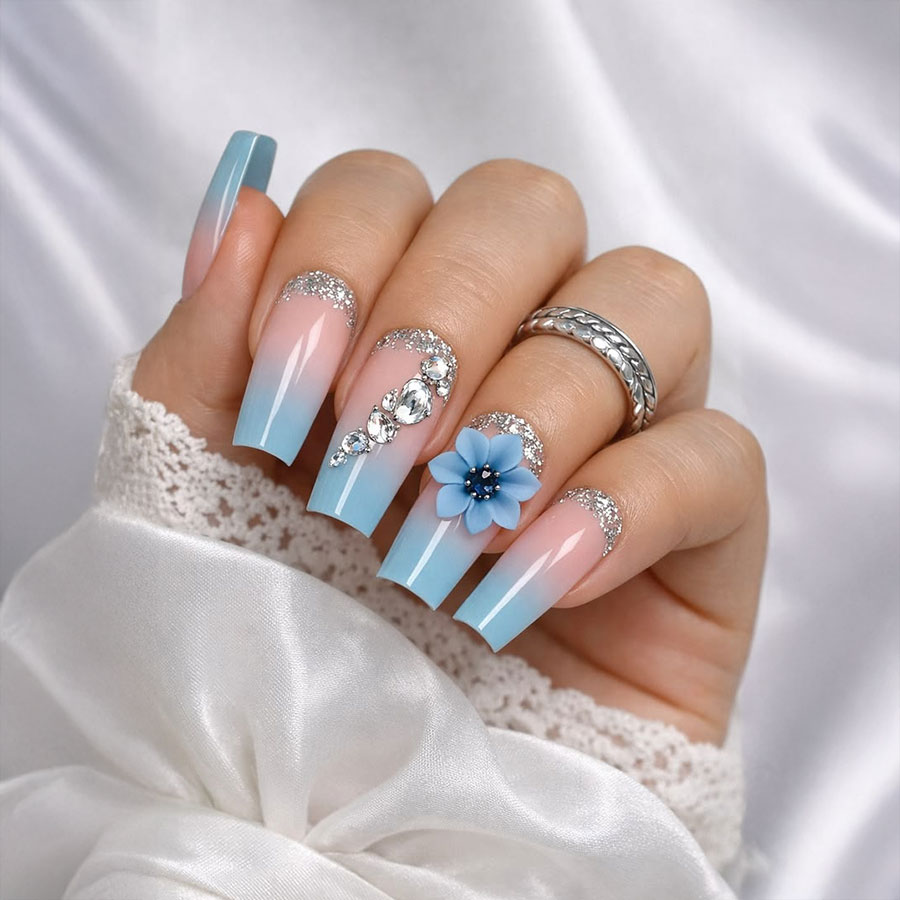 LYNN's NAILS
